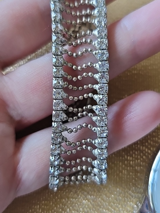 EUC Betsey Johnson Silver Tone Watch Pink Rhinestone Accents & Matching Bracelet main image 7